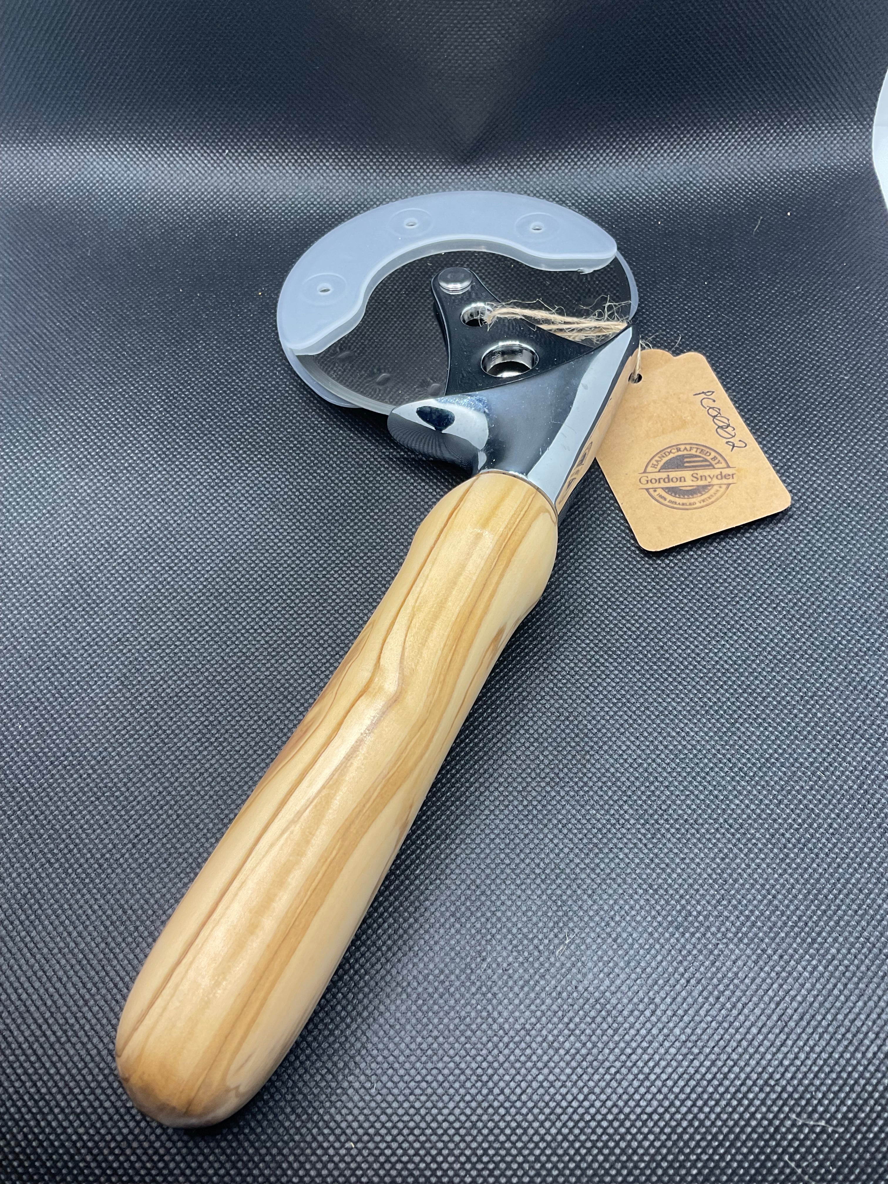 Olivewood Pizza Cutter #PC0002