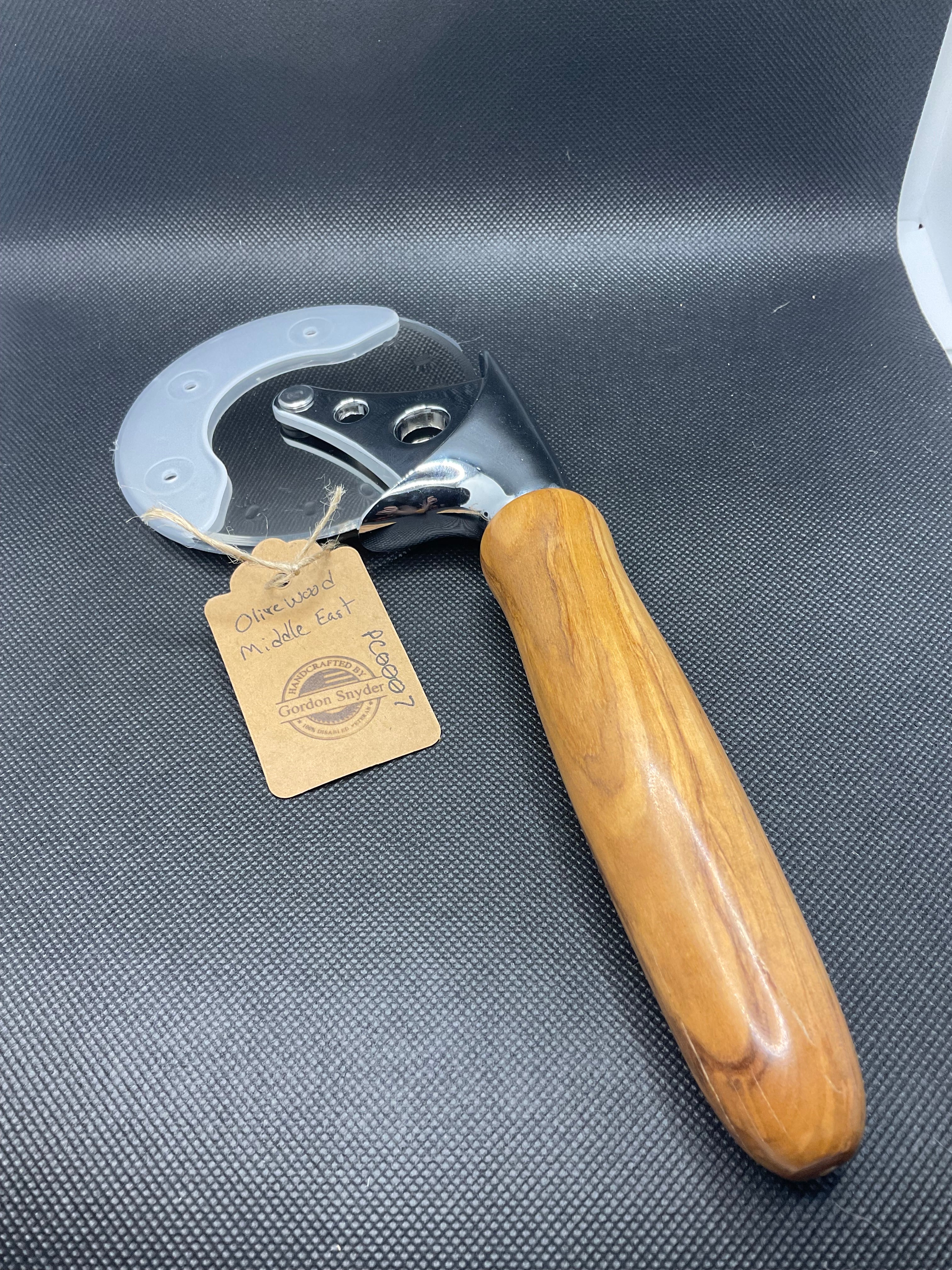 Olivewood Pizza Cutter #PC0007